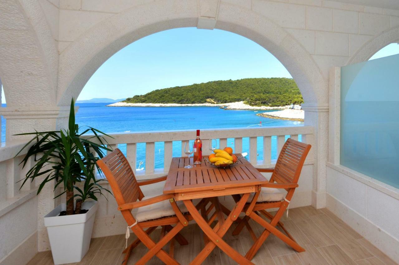Villa Stonehouse Milna  Exterior foto